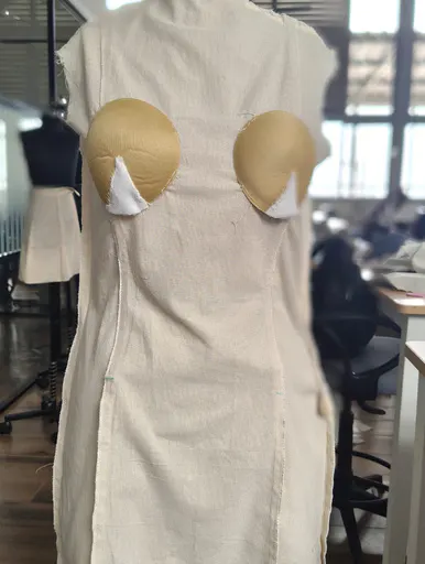 Process: padding the bust on the toile